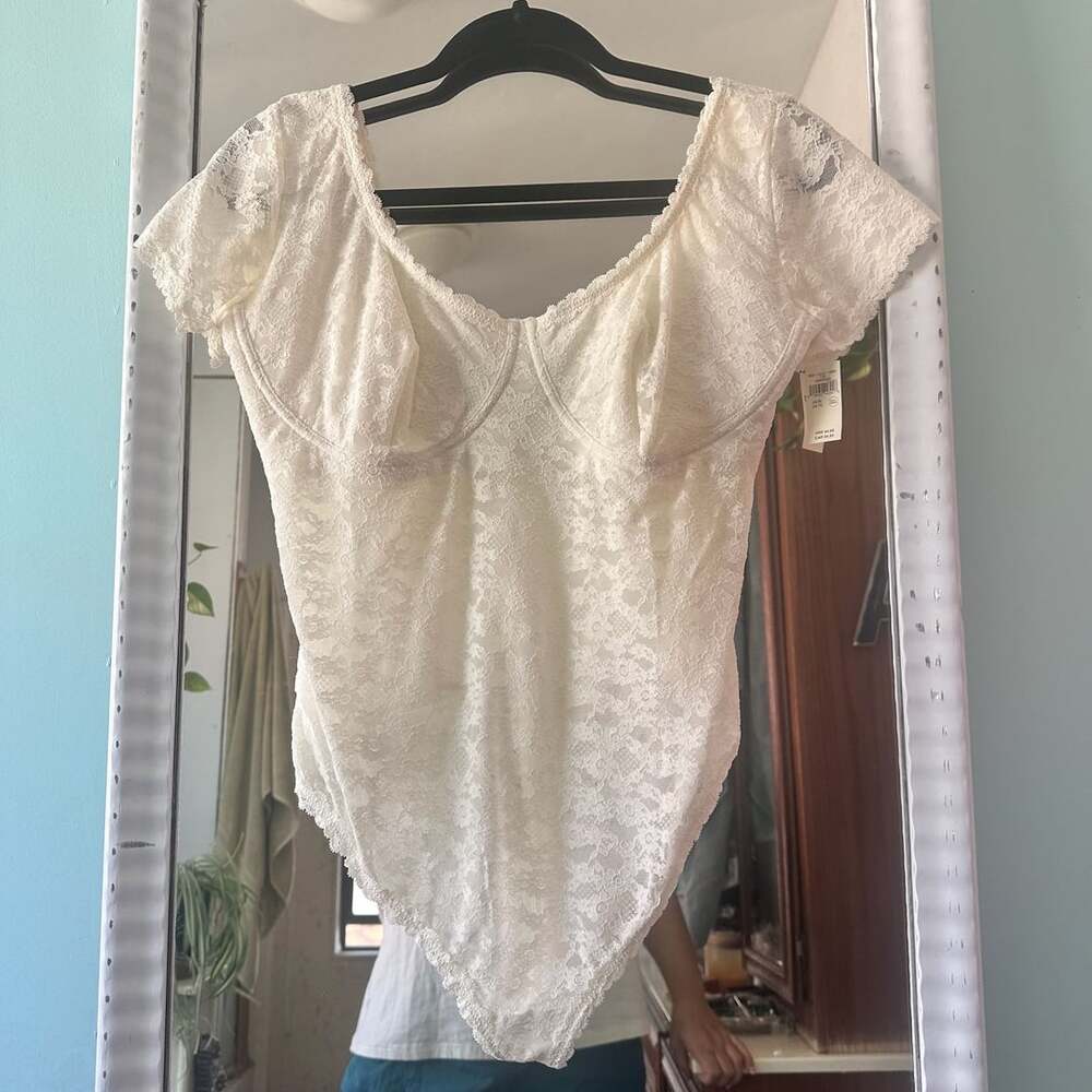 Aerie Lace Bodysuit Size XL Cream Ivory Short Sleeve Thong